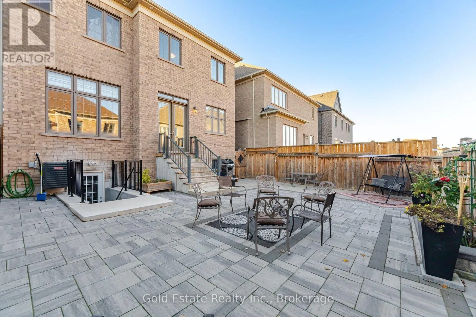 15 DAIRYMAID ROAD