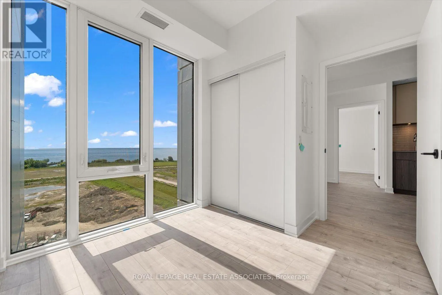 1309 - 220 MISSINNIHE WAY