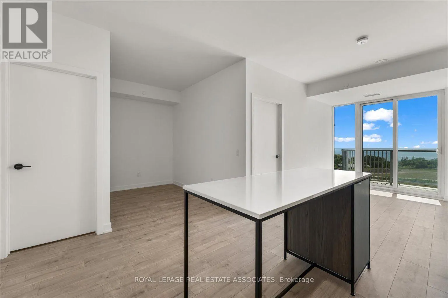 1309 - 220 MISSINNIHE WAY
