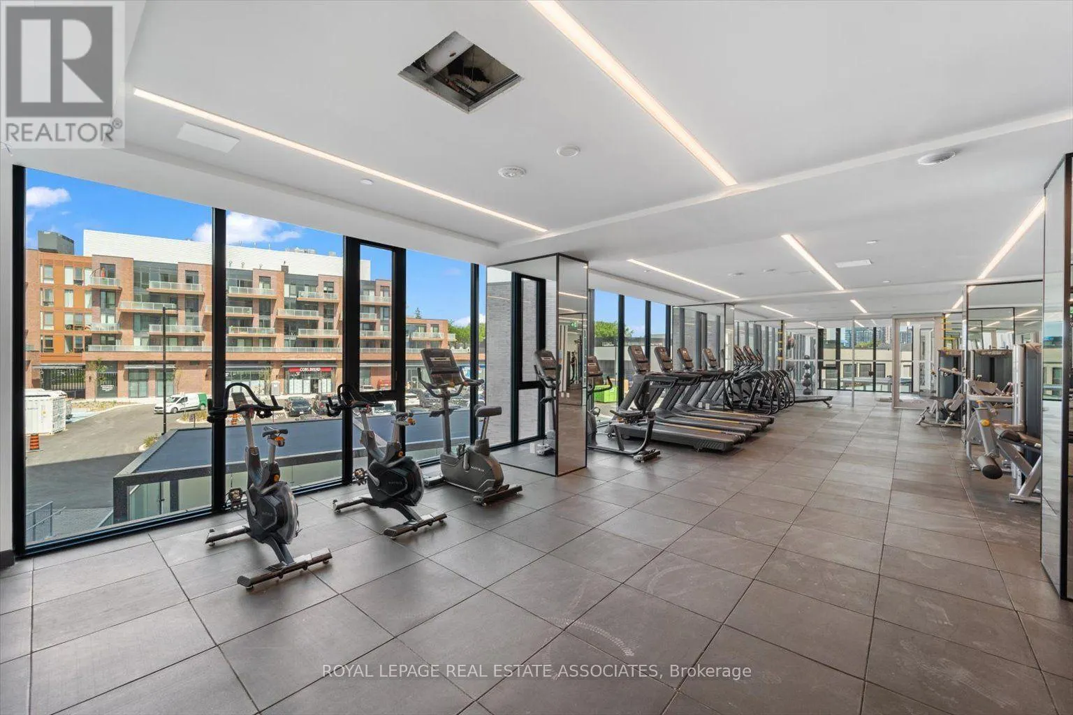 1309 - 220 MISSINNIHE WAY