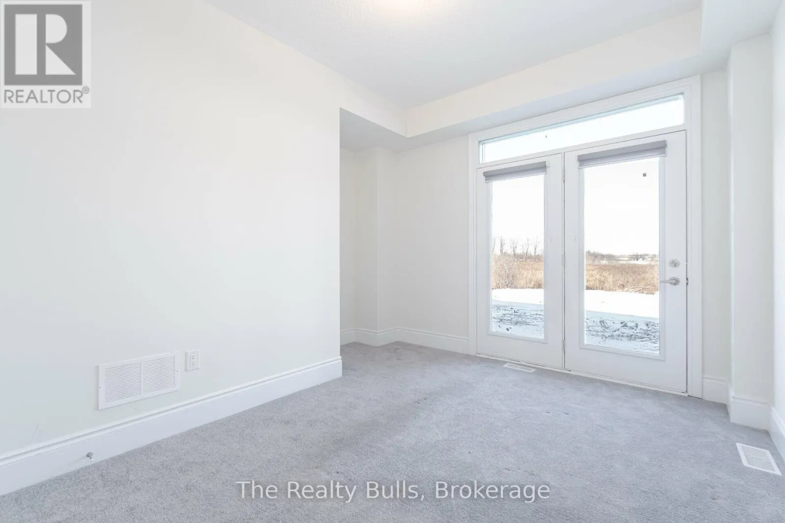 26 FOXSPARROW ROAD