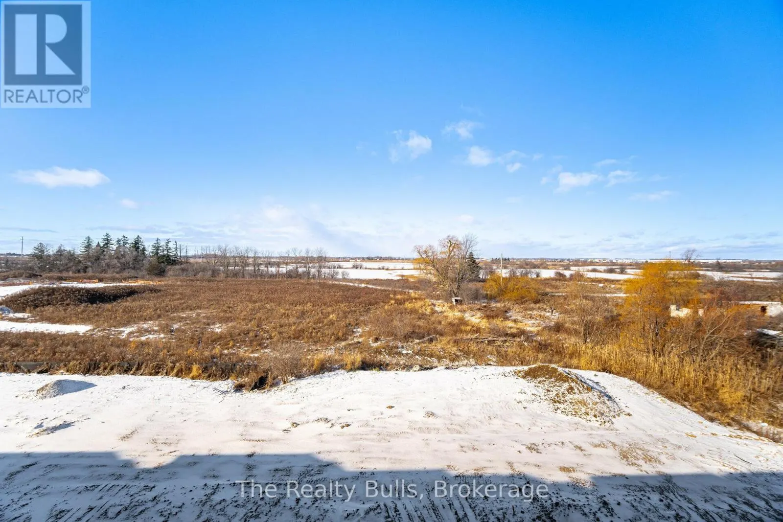 26 FOXSPARROW ROAD
