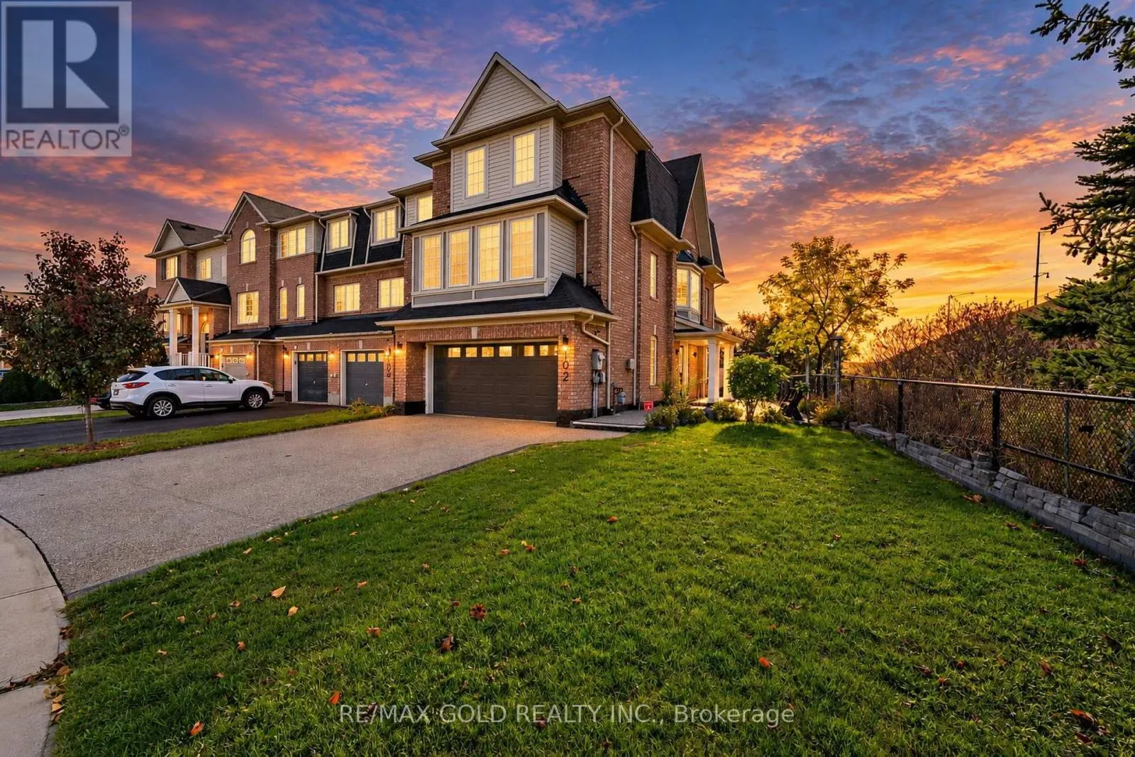 102 DECKER HOLLOW CIRCLE