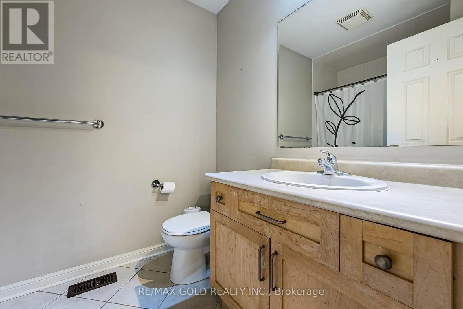102 DECKER HOLLOW CIRCLE