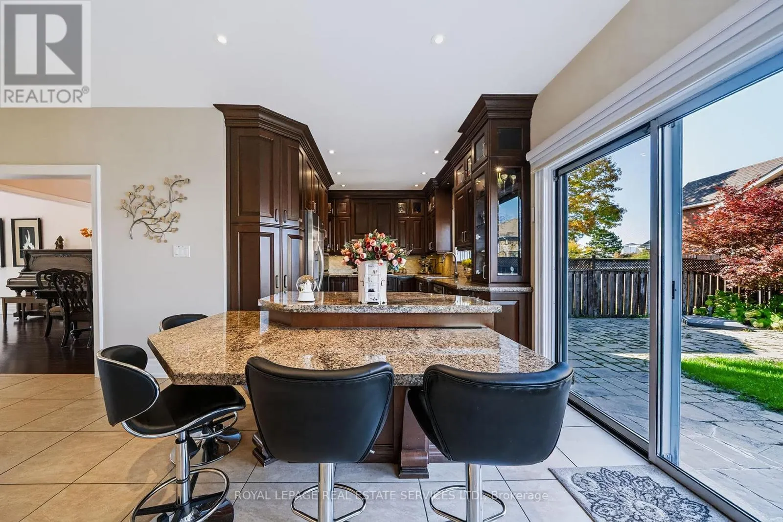 1349 MIDGREEN LANE