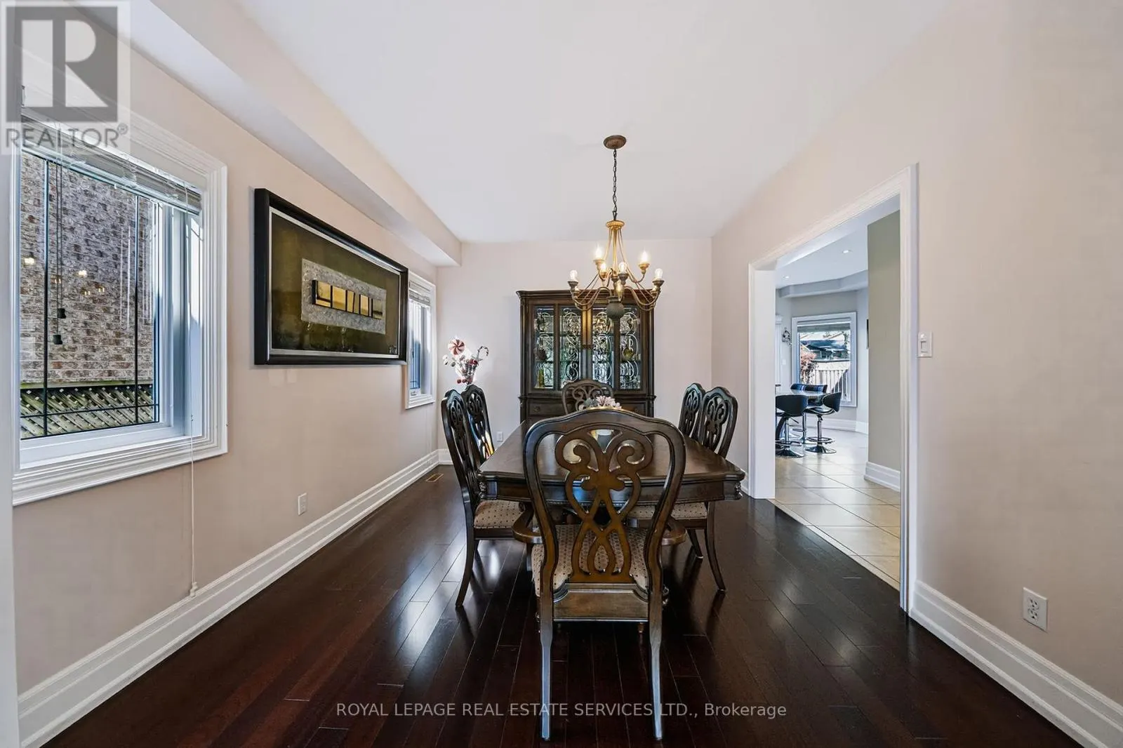 1349 MIDGREEN LANE