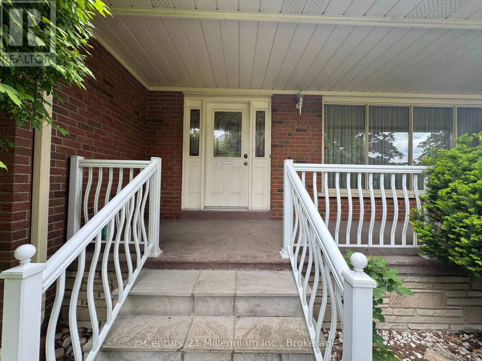 353 CHANTENAY DRIVE
