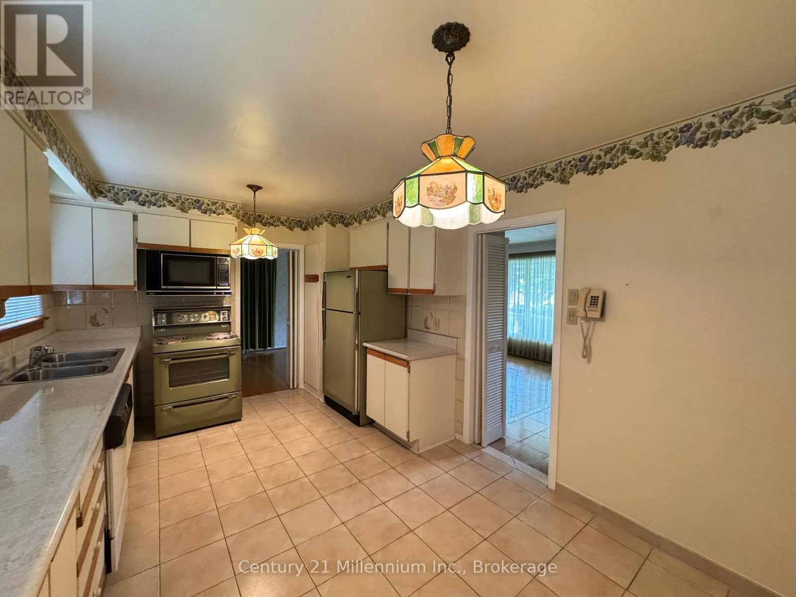 353 CHANTENAY DRIVE