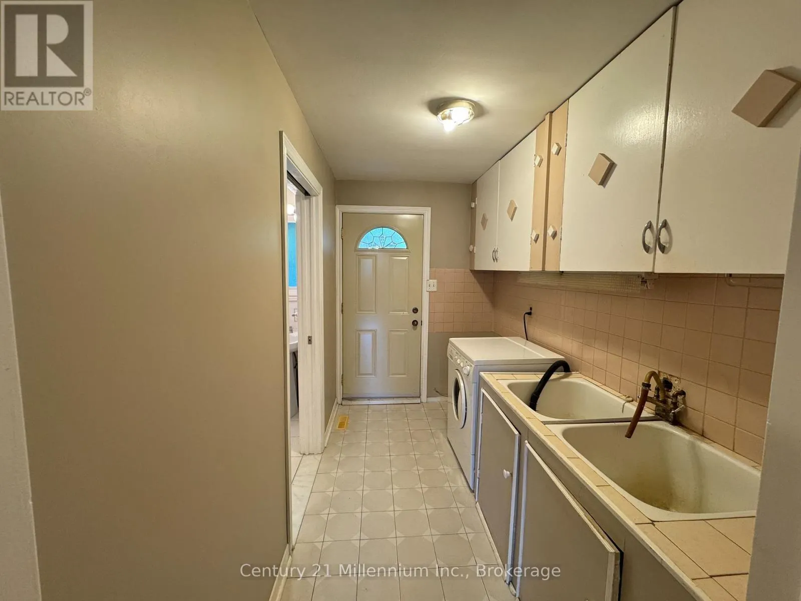 353 CHANTENAY DRIVE