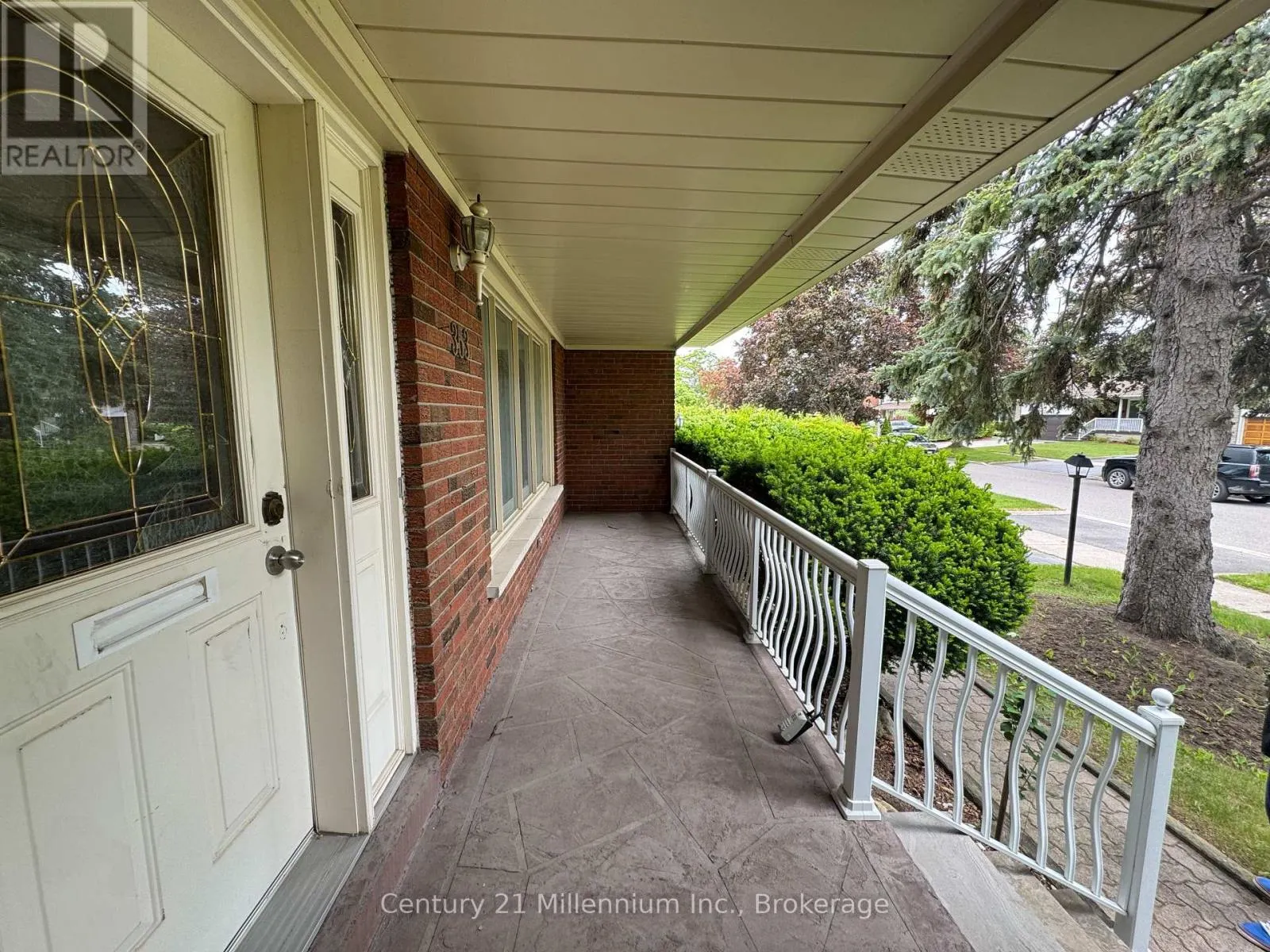 353 CHANTENAY DRIVE