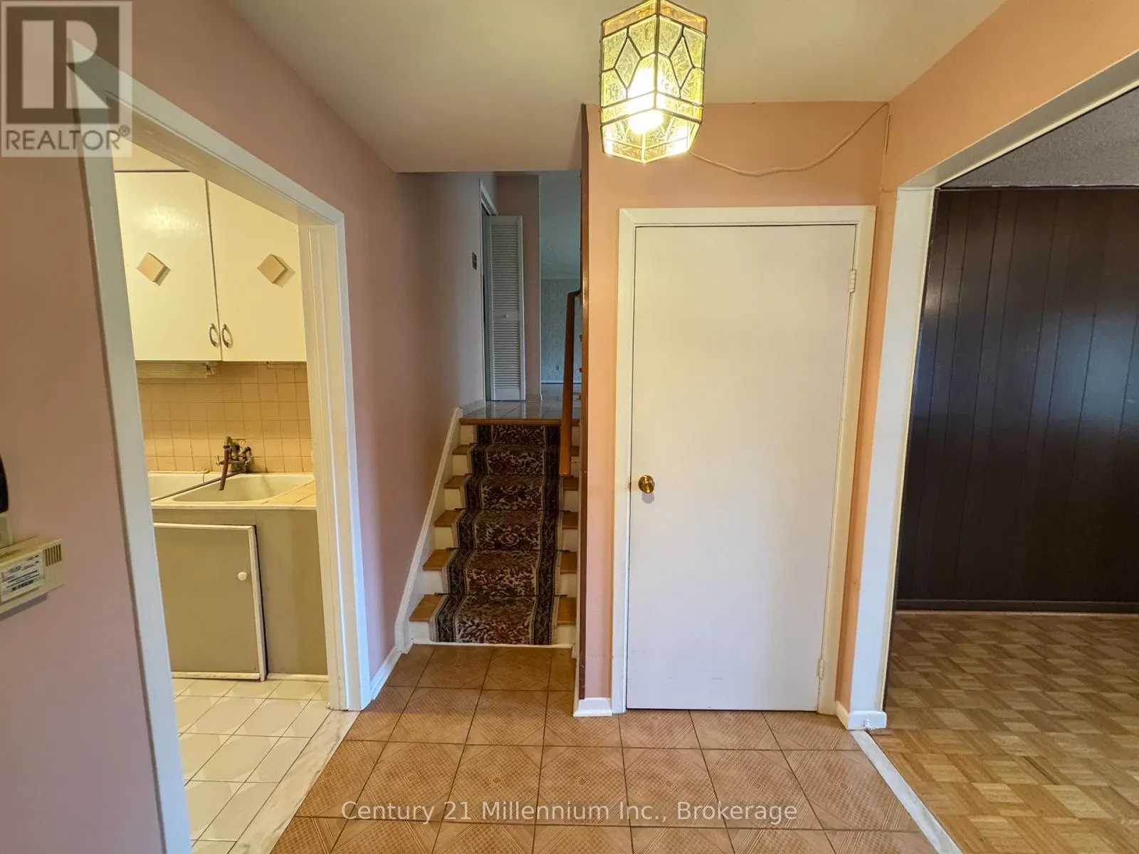 353 CHANTENAY DRIVE