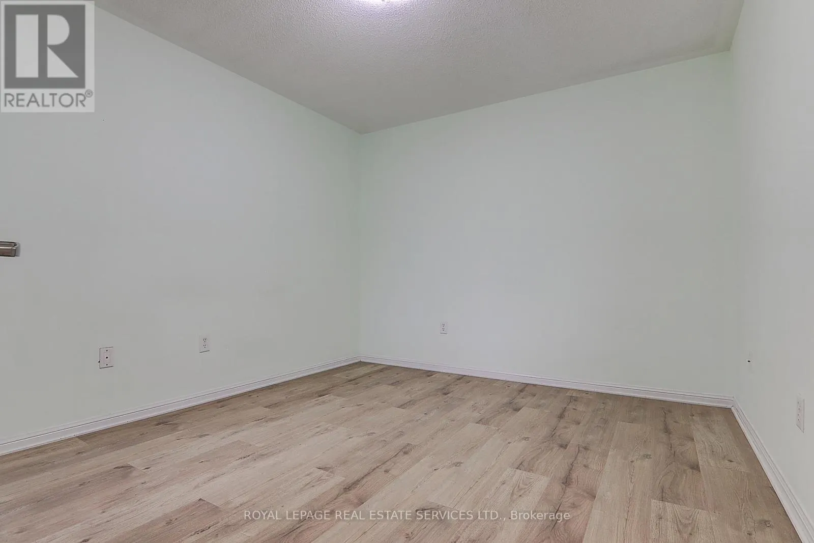 3047 DEWRIDGE AVENUE