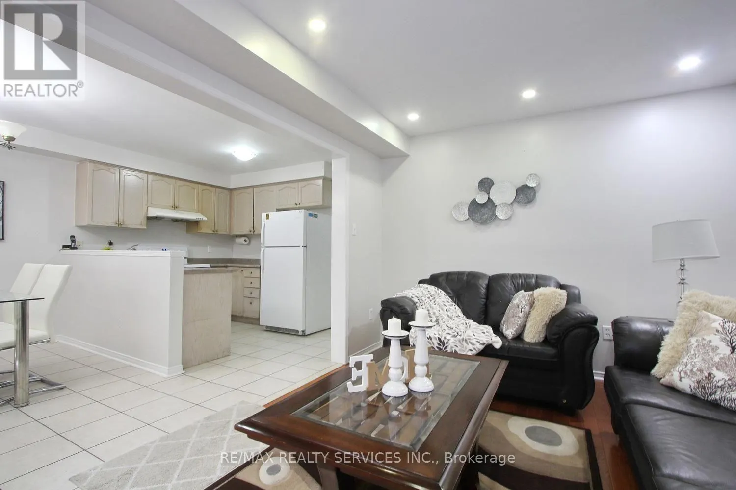 52 LENNON TRAIL