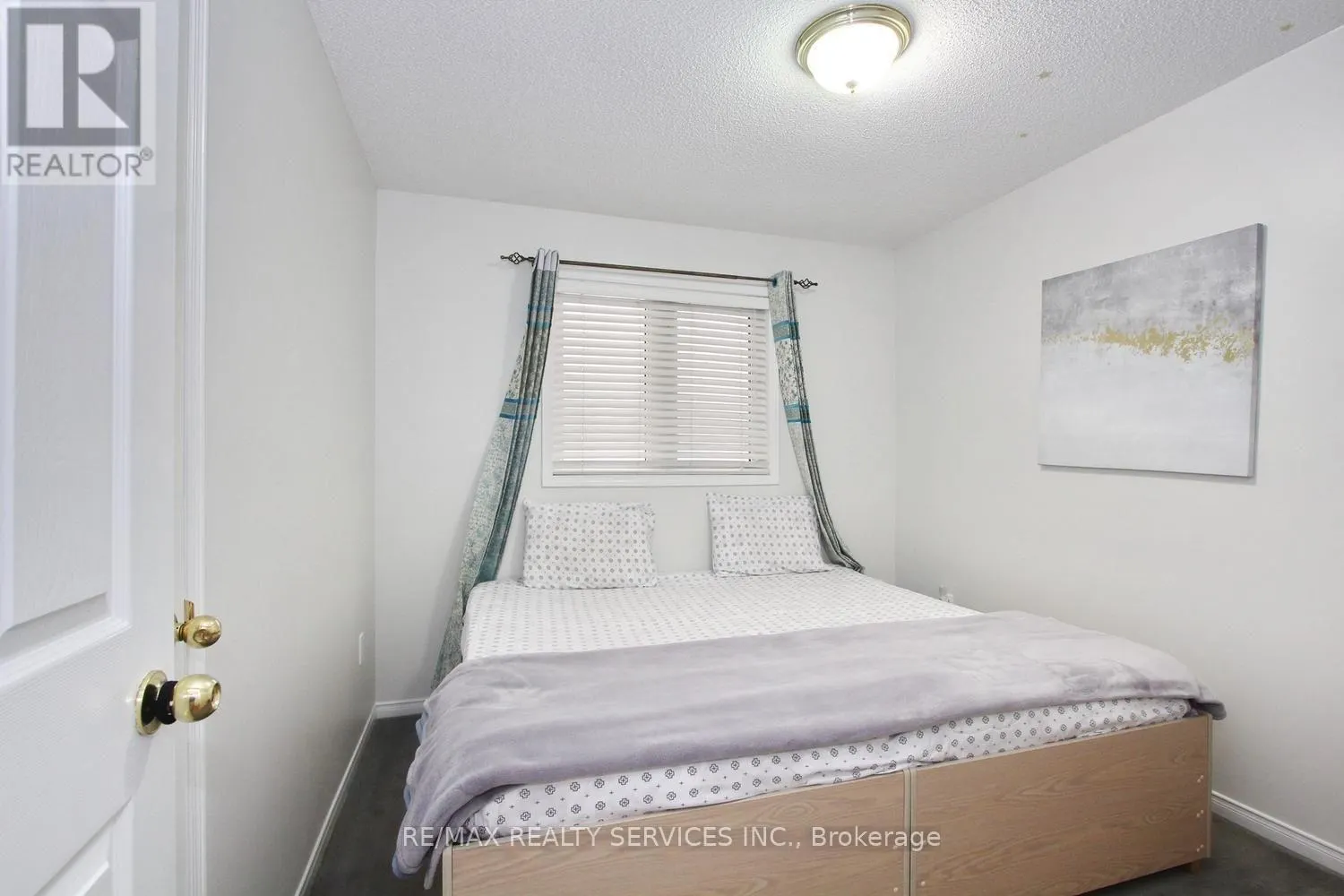 52 LENNON TRAIL