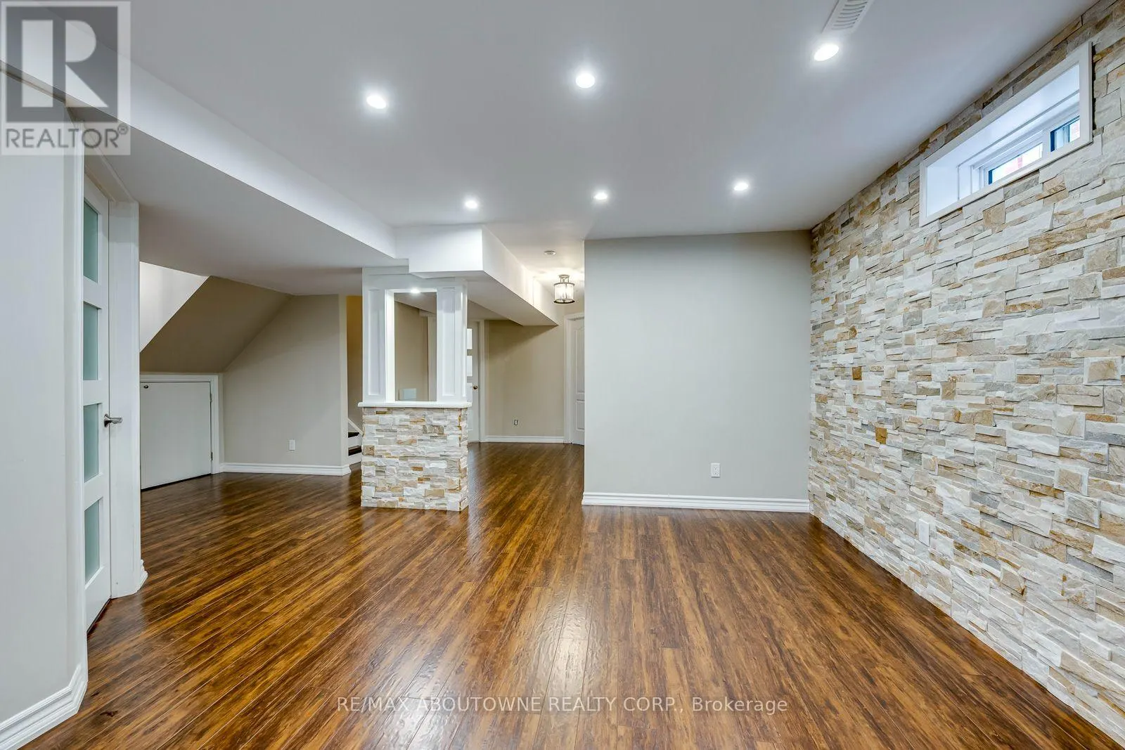 241 LEXINGTON ROAD