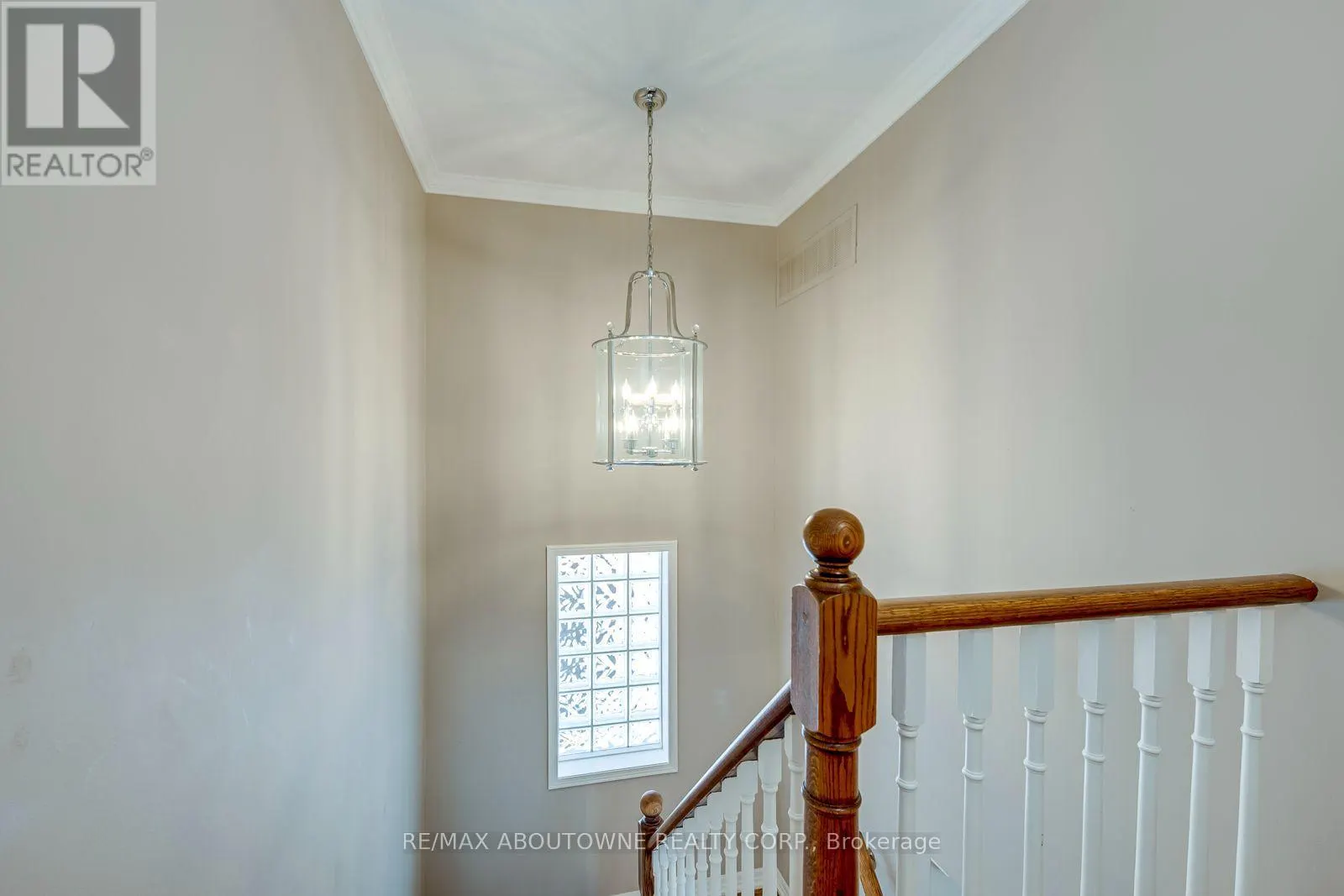 241 LEXINGTON ROAD