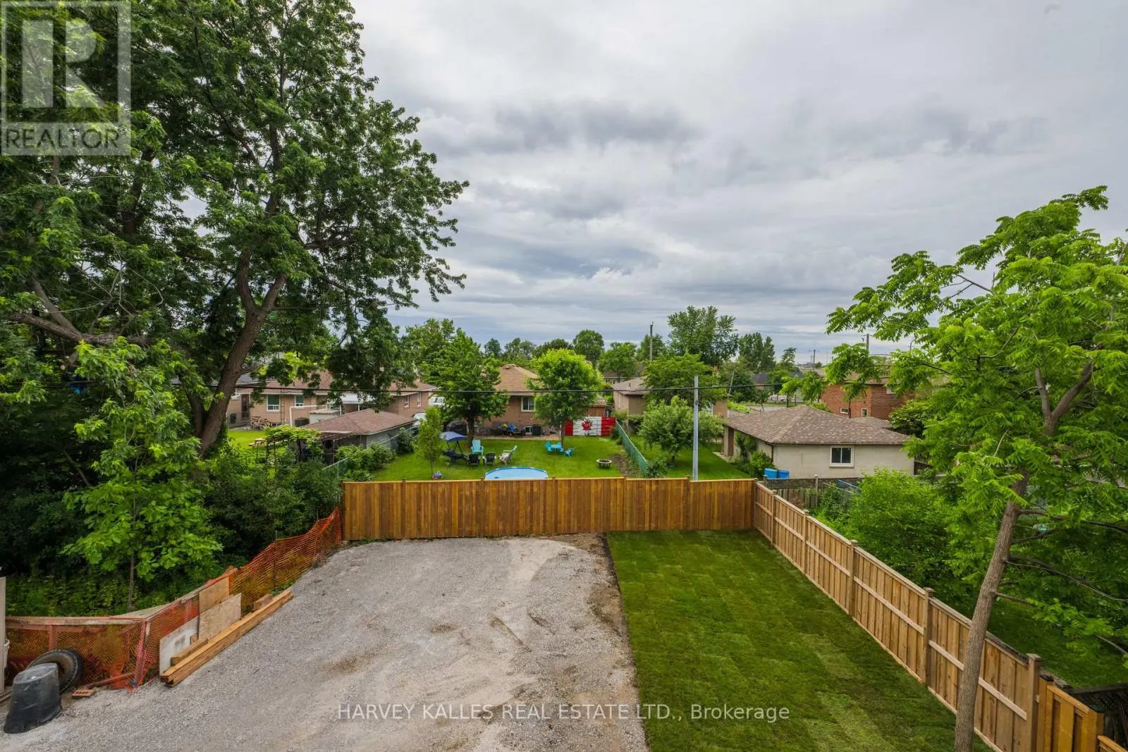 2 - 165 SPALDING ROAD