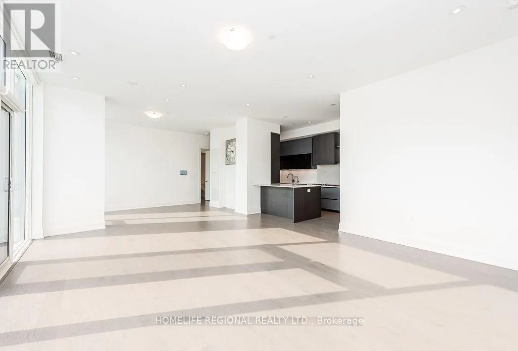 101 - 55 PORT STREET E