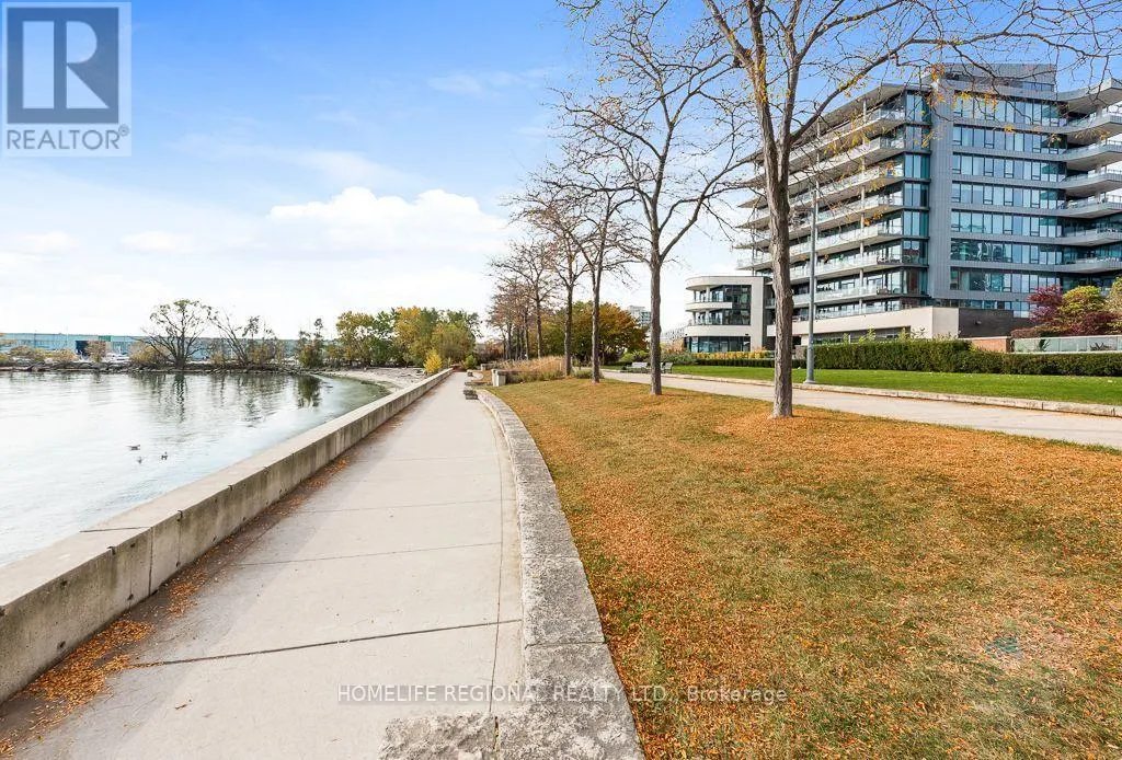 101 - 55 PORT STREET E