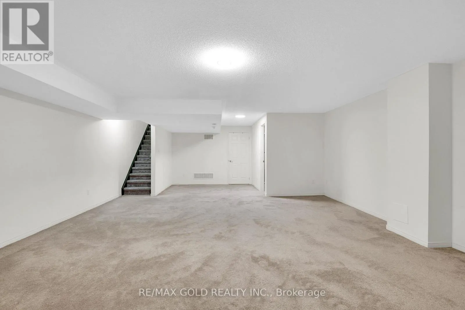 617 MOCKRIDGE TERRACE