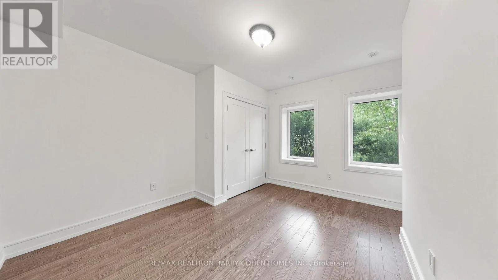 7 GREENBROOK DRIVE