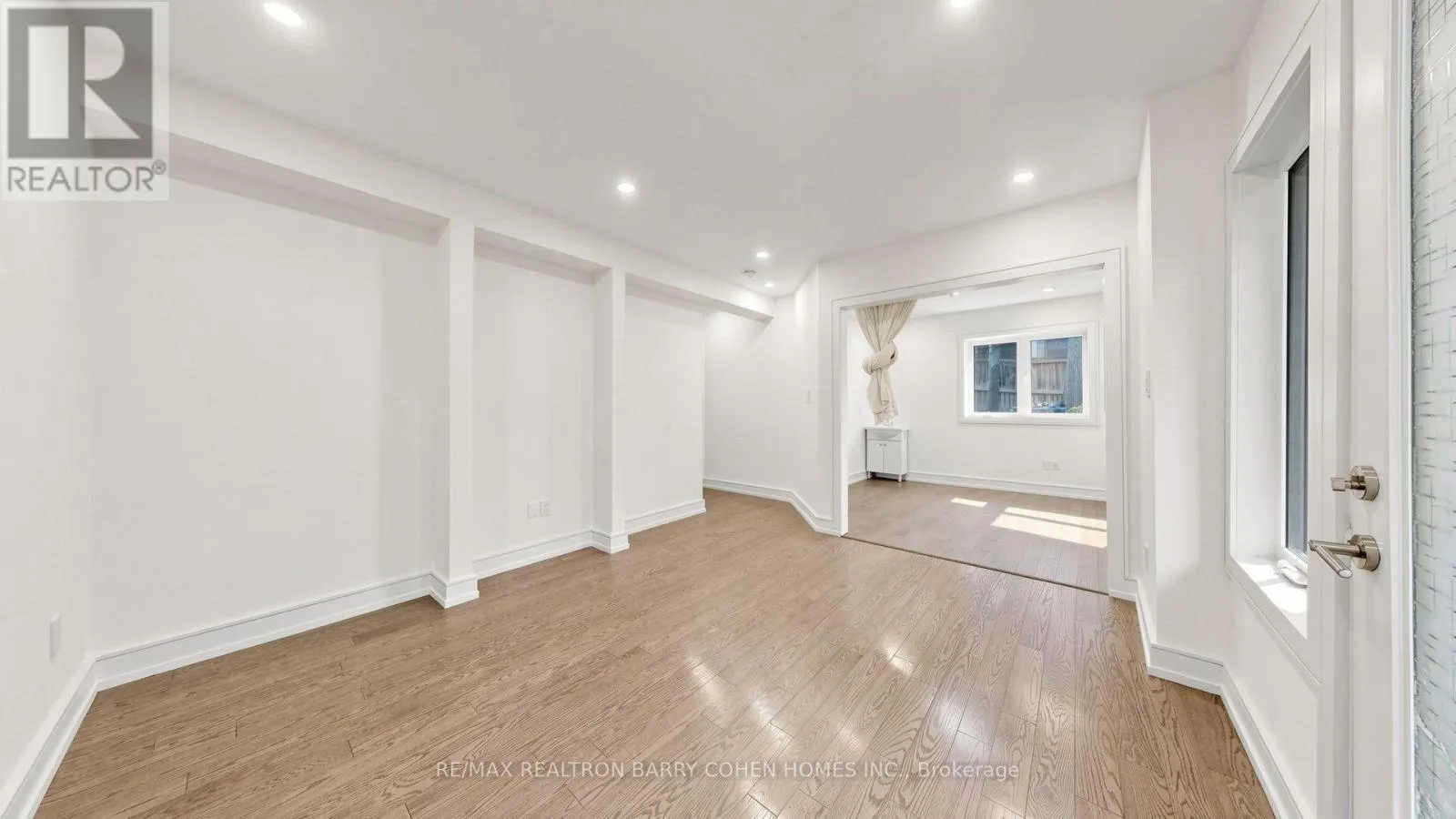 7 GREENBROOK DRIVE