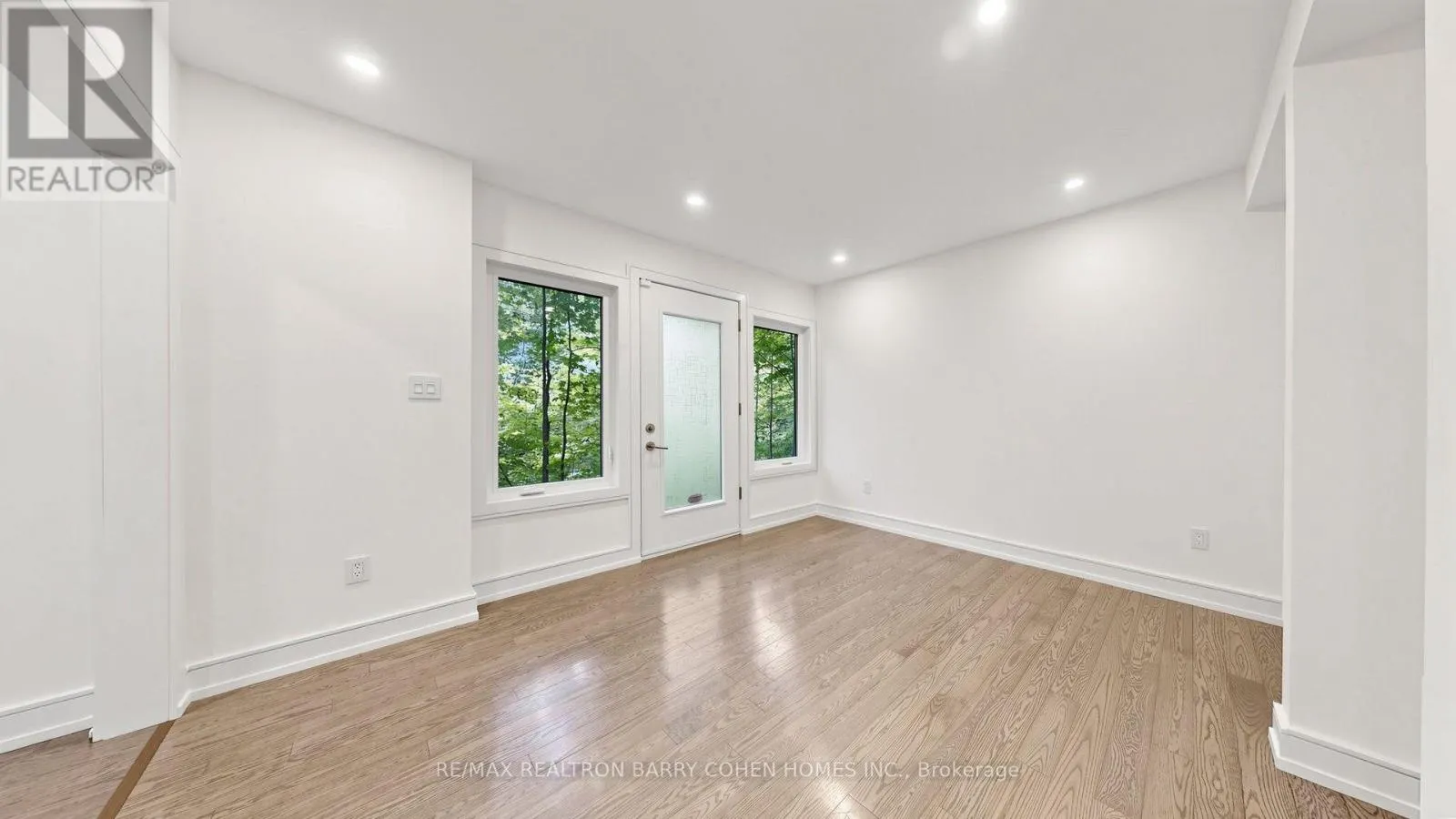 7 GREENBROOK DRIVE