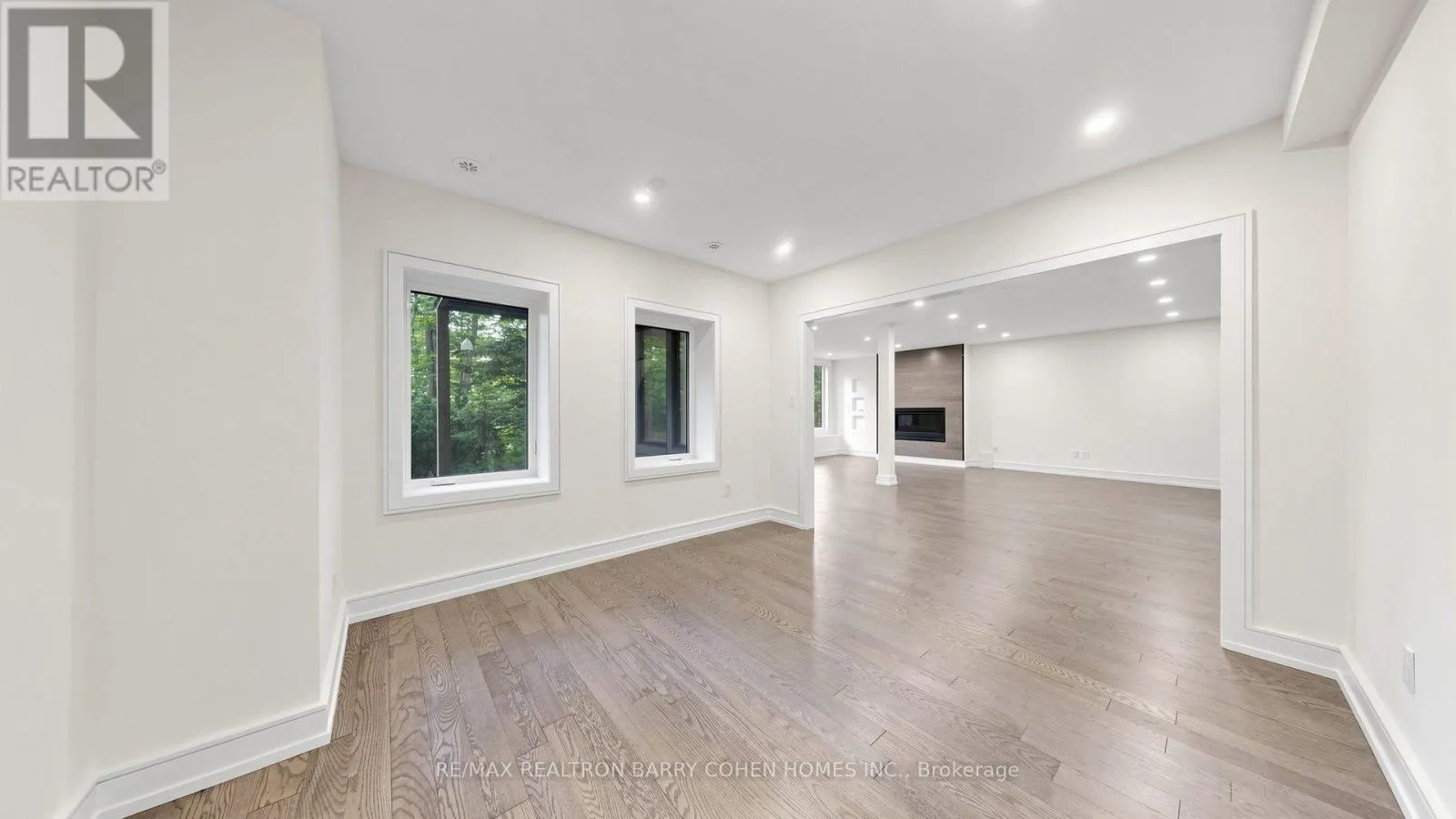 7 GREENBROOK DRIVE