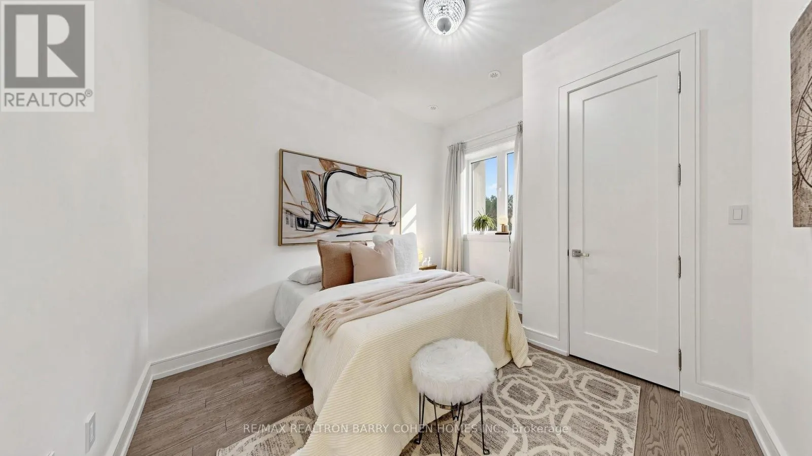 7 GREENBROOK DRIVE