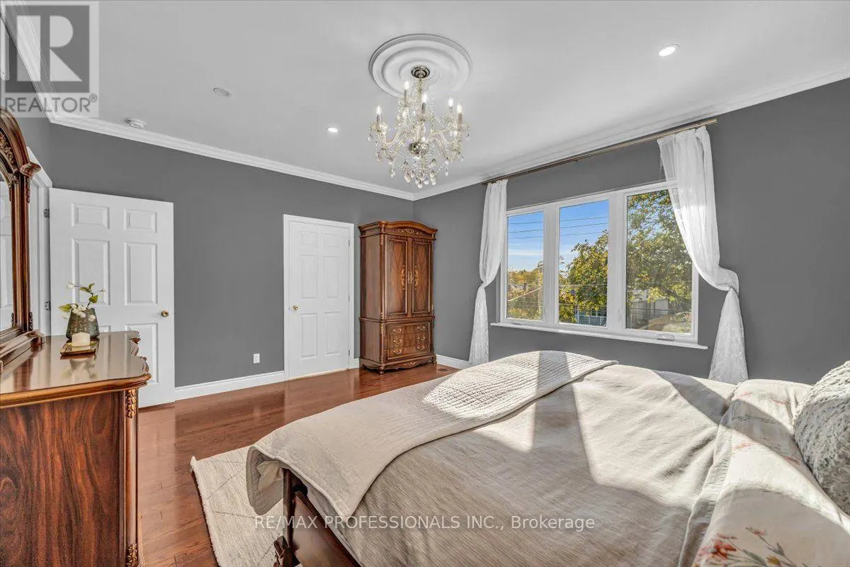 3 GAIR DRIVE