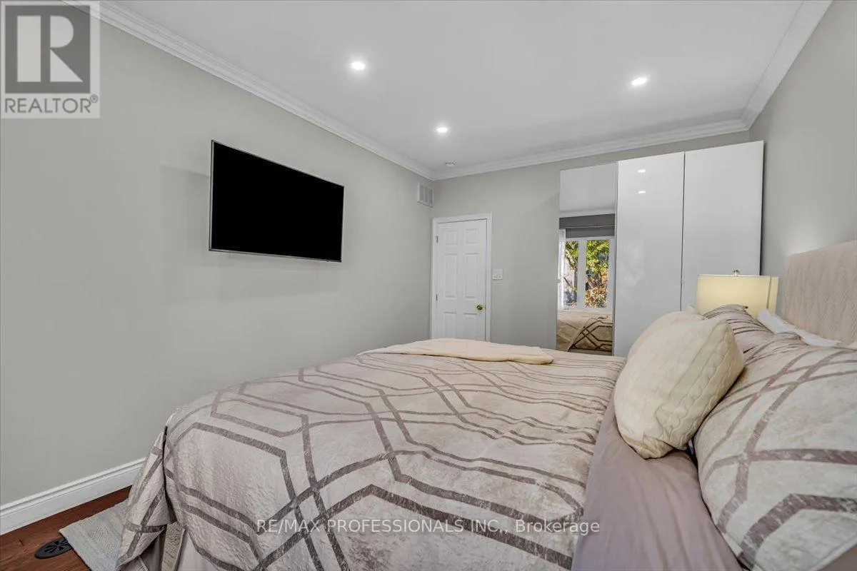 3 GAIR DRIVE