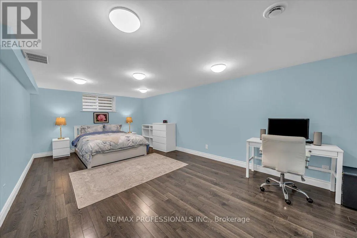3 GAIR DRIVE