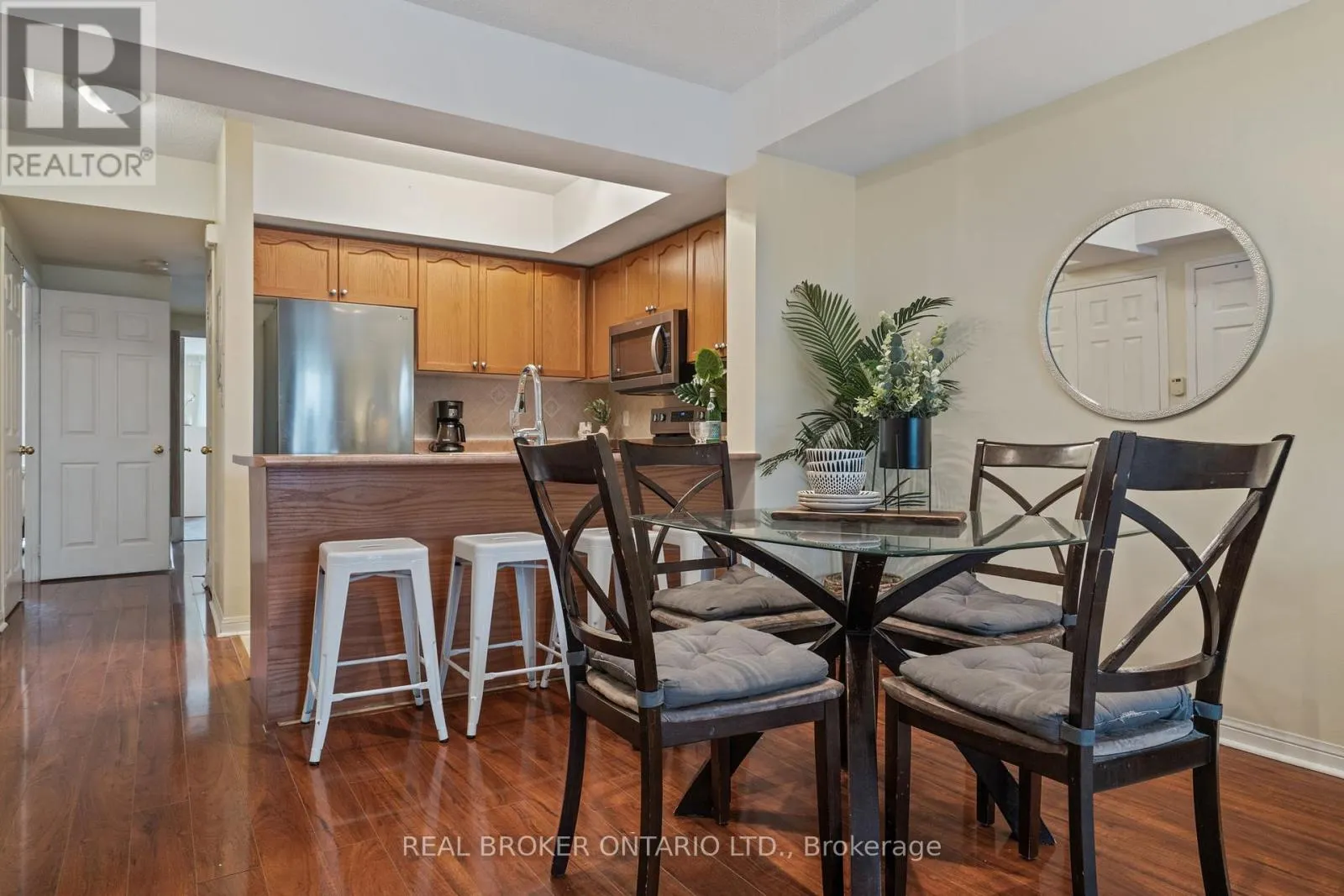 2066 - 3047 FINCH AVENUE W