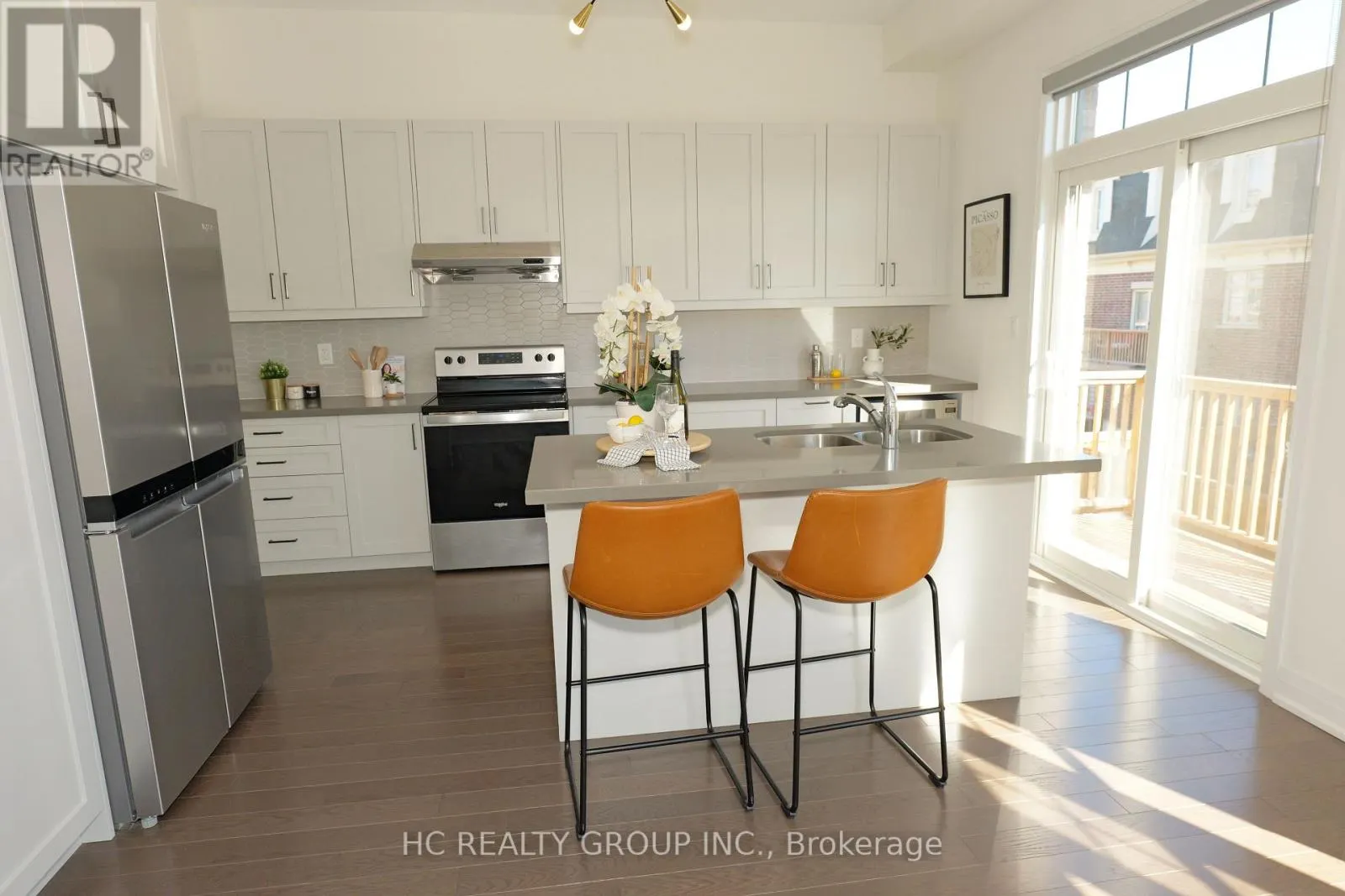 2130 ROYAL GALA CIRCLE