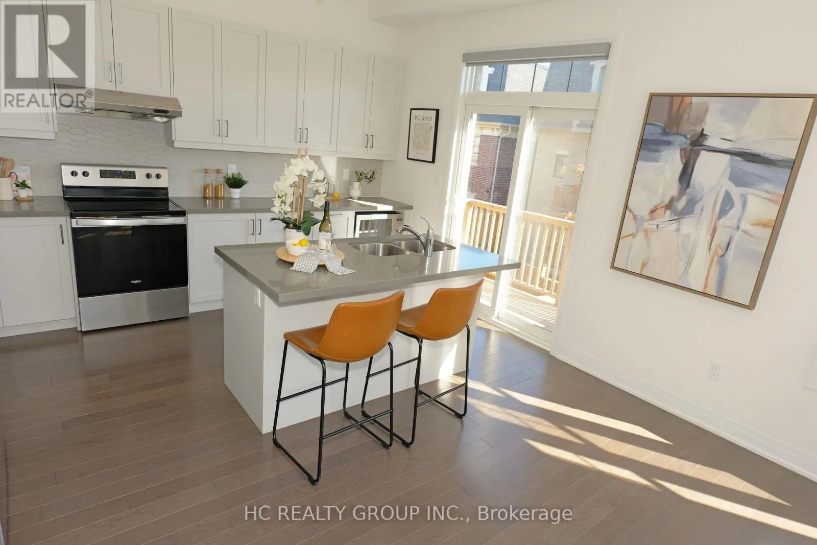 2130 ROYAL GALA CIRCLE
