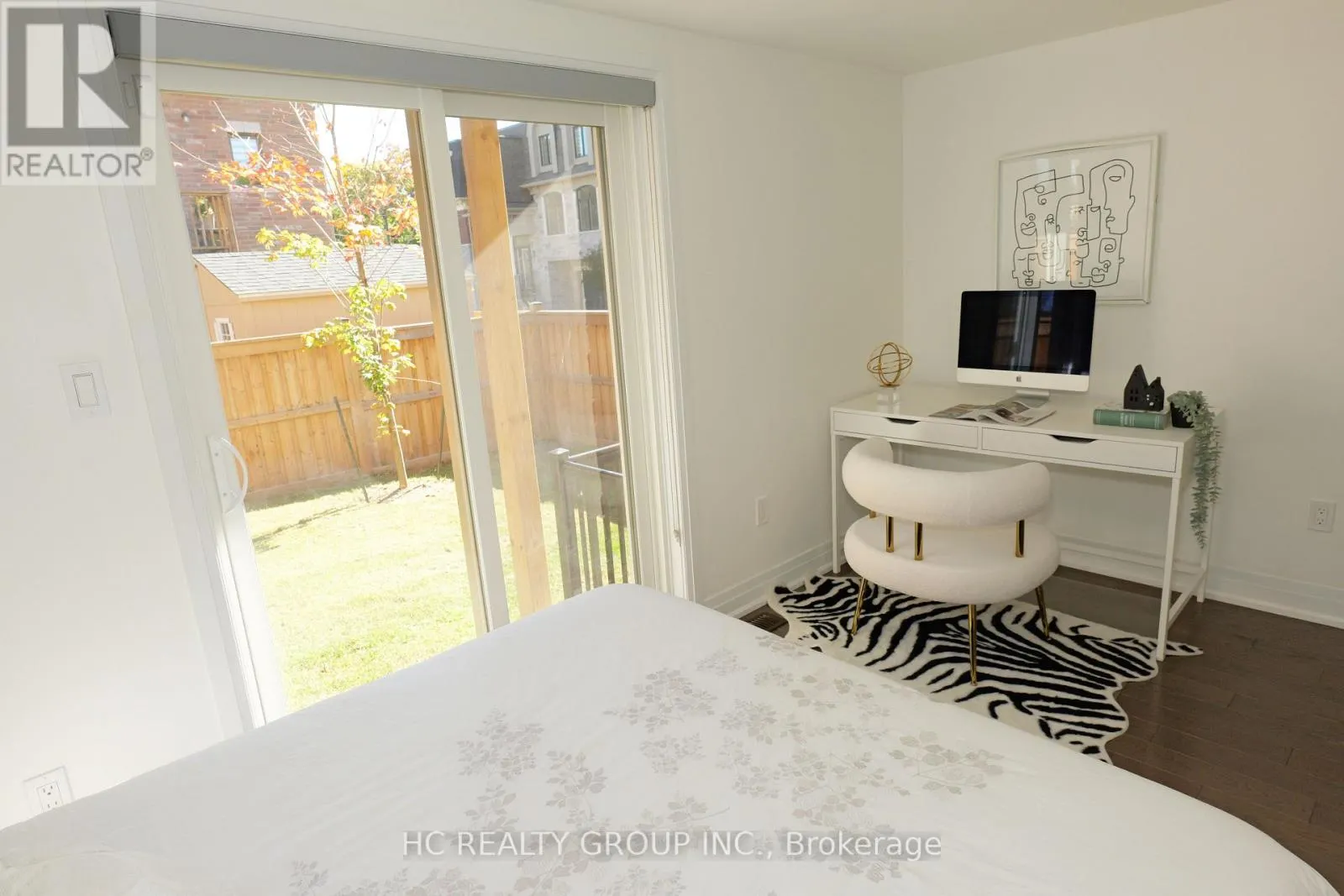 2130 ROYAL GALA CIRCLE