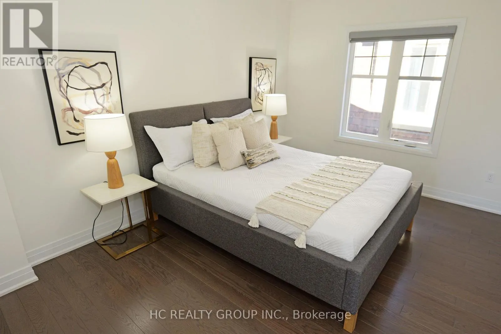 2130 ROYAL GALA CIRCLE