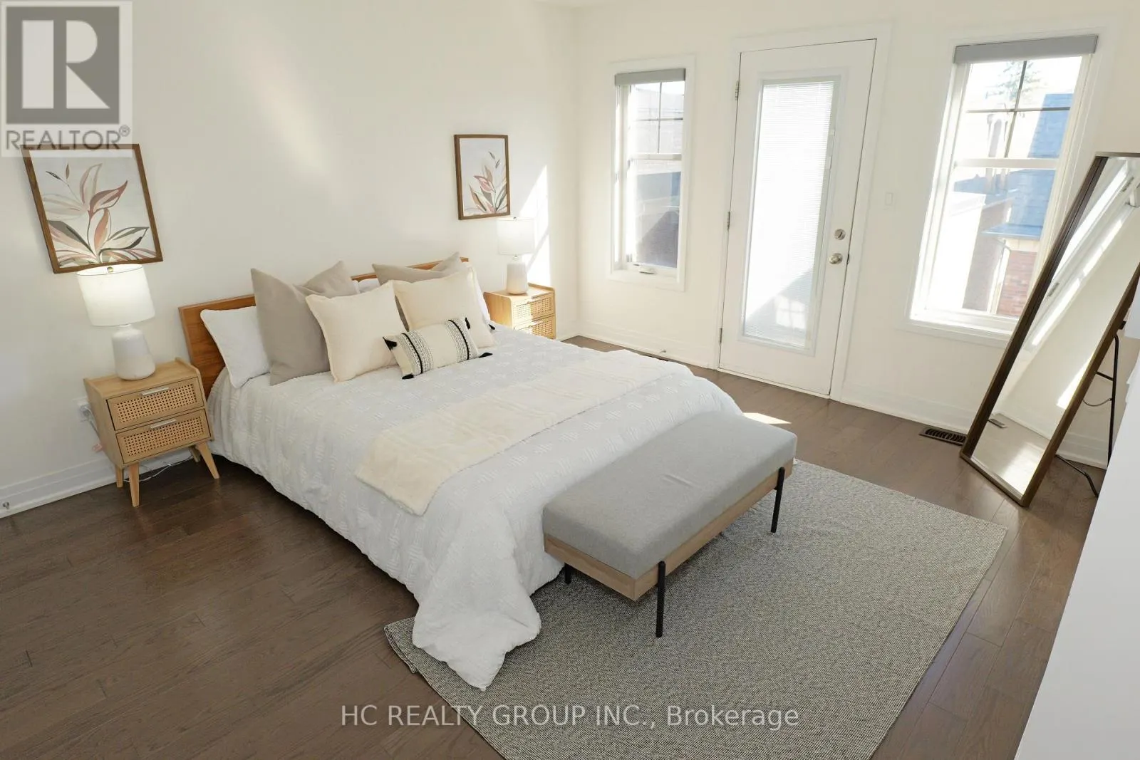 2130 ROYAL GALA CIRCLE