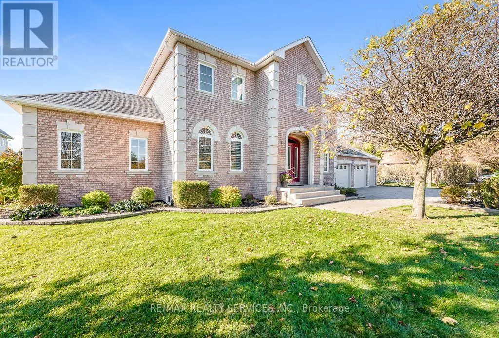 12 SOUTHWINDS DRIVE