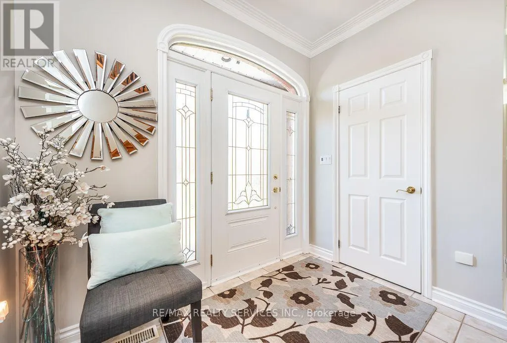 12 SOUTHWINDS DRIVE