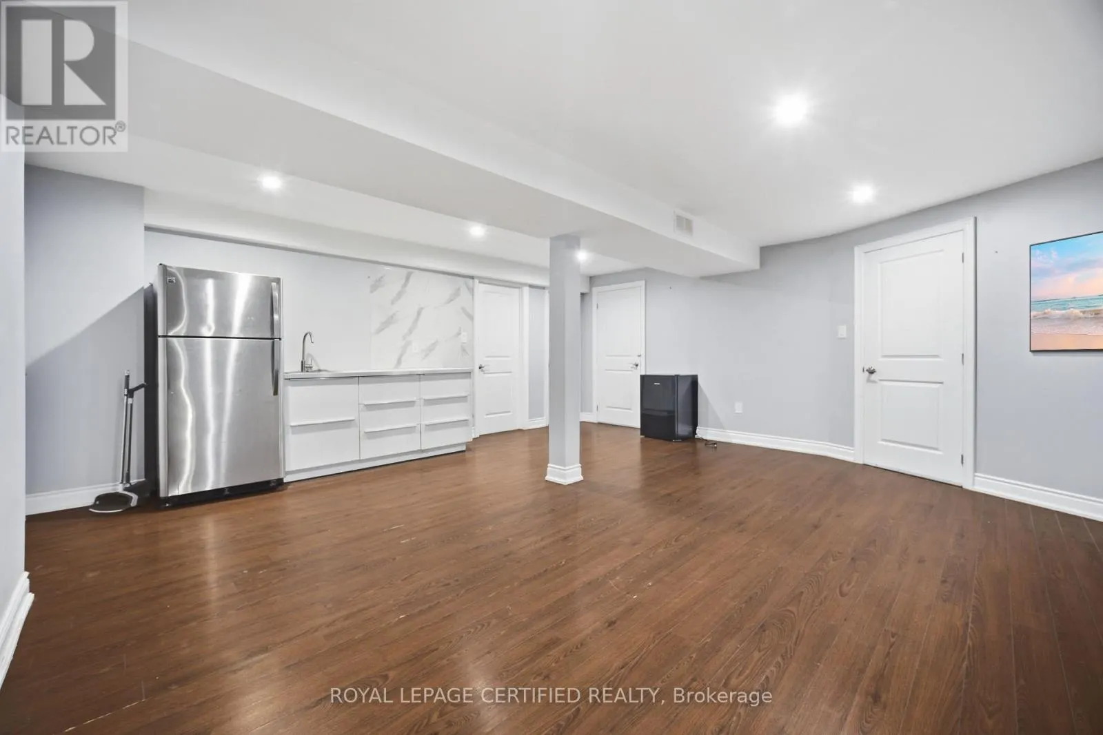 8833 CREDITVIEW ROAD