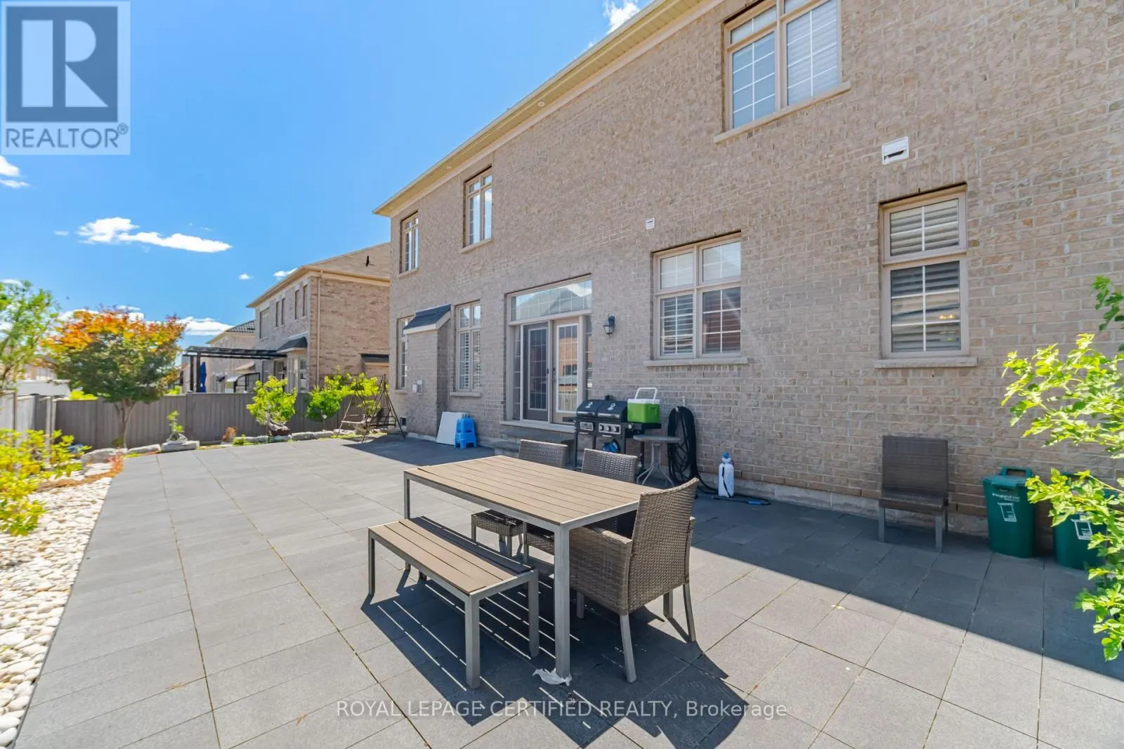 8833 CREDITVIEW ROAD