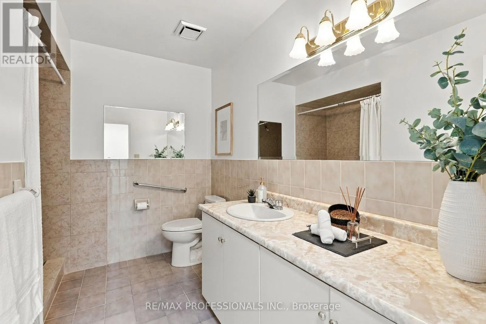 289F BARTLETT AVENUE