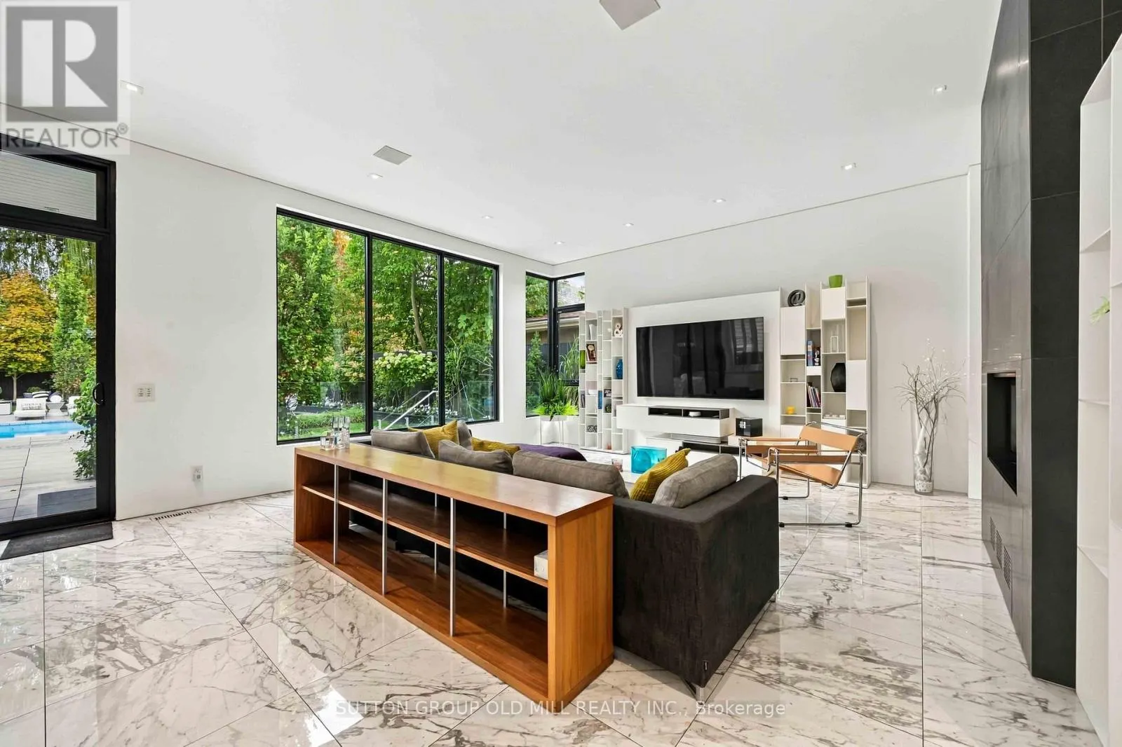 14 PARSON COURT
