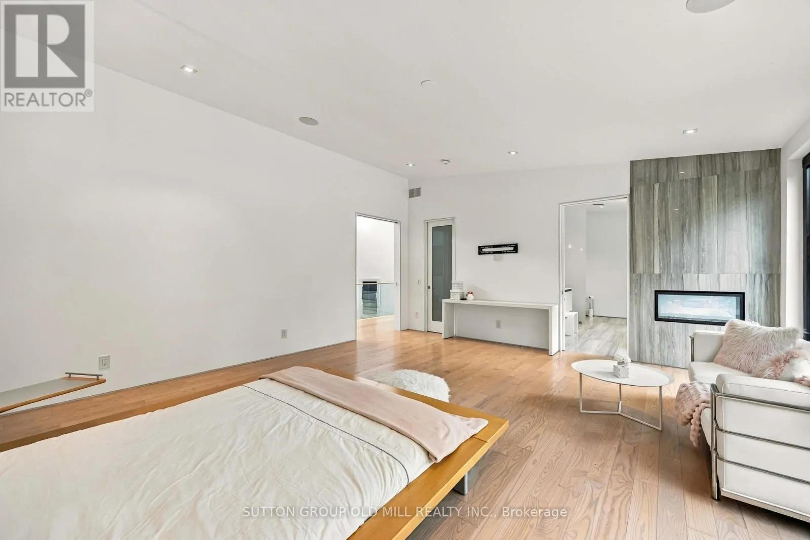 14 PARSON COURT