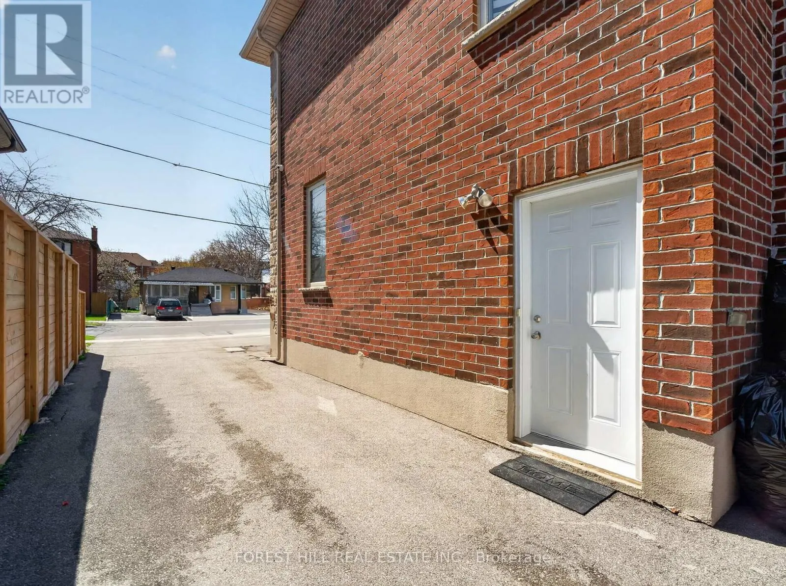 114 REGENT ROAD