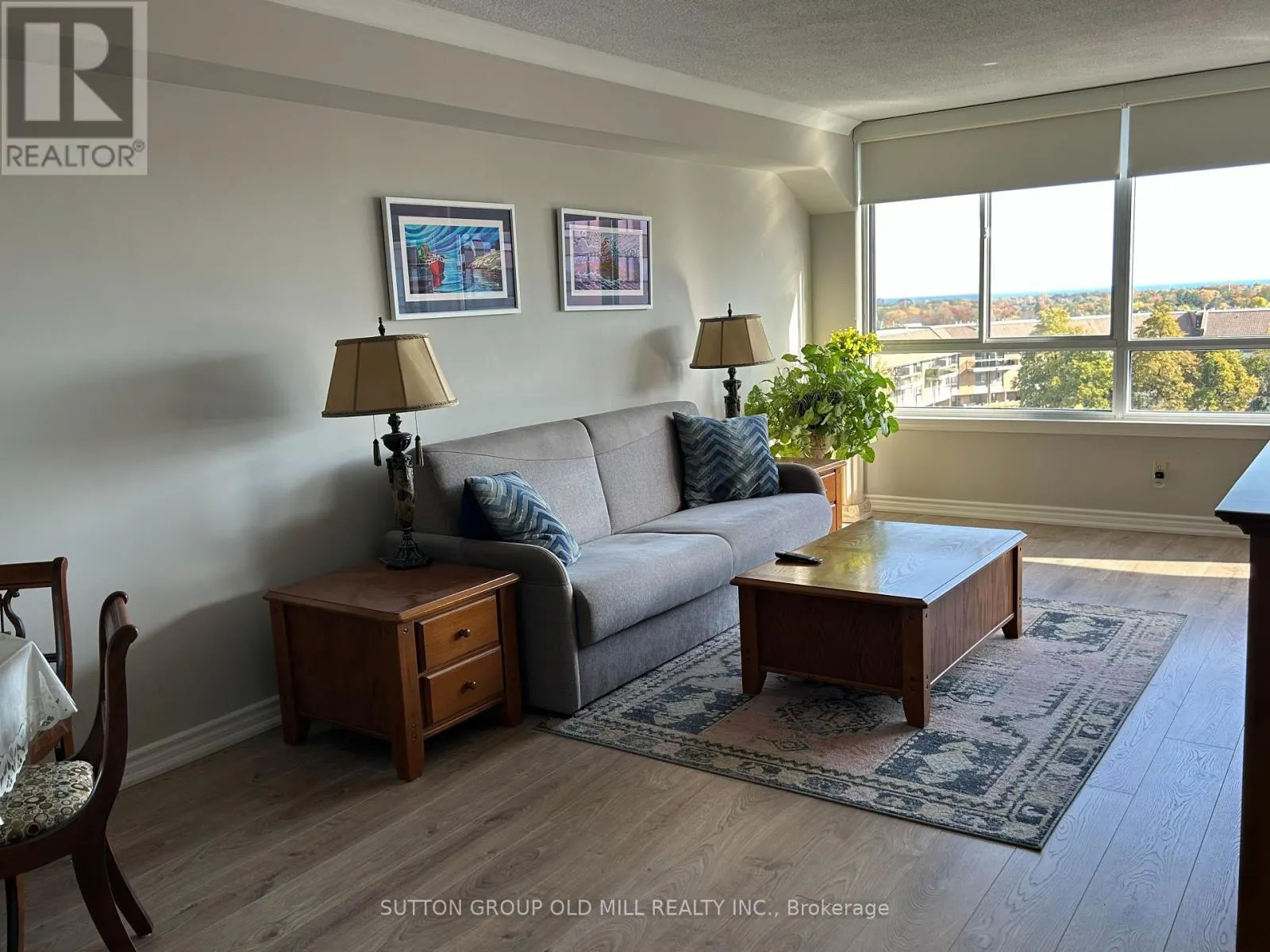 609 - 1001 CEDARGLEN GATE