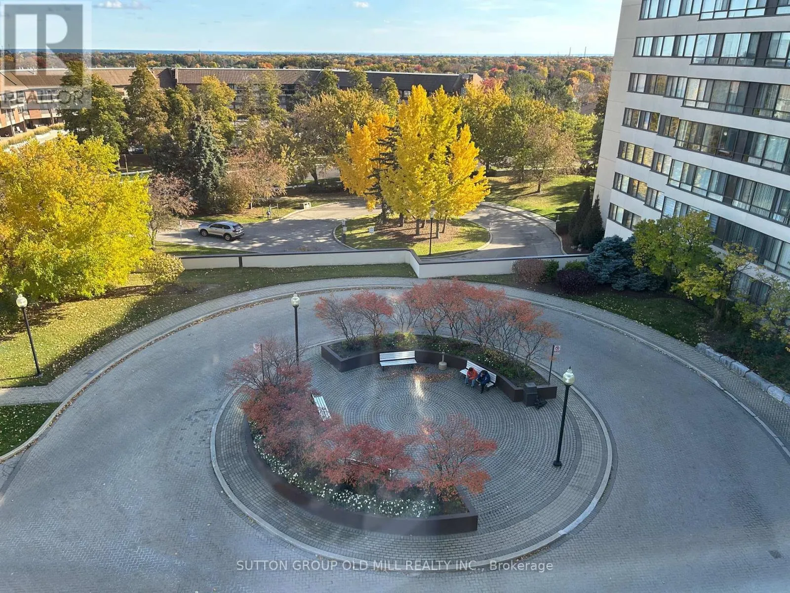 609 - 1001 CEDARGLEN GATE