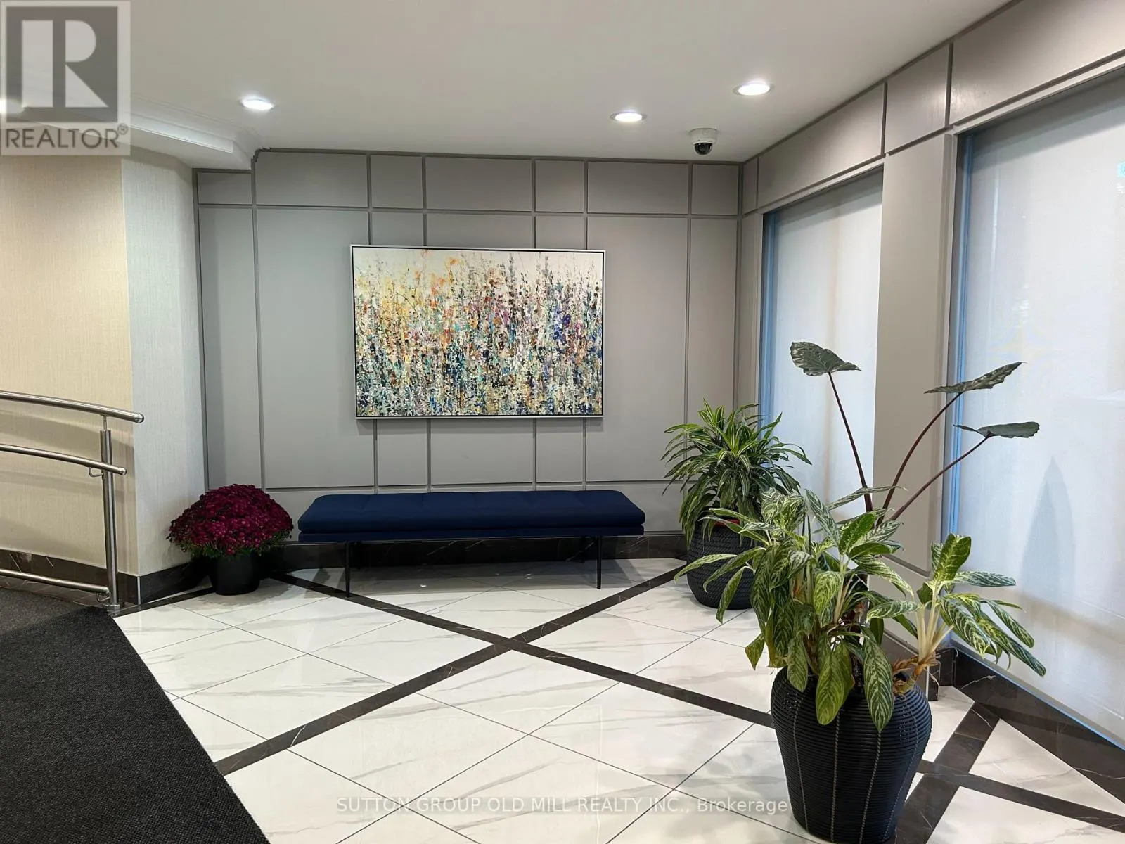 609 - 1001 CEDARGLEN GATE