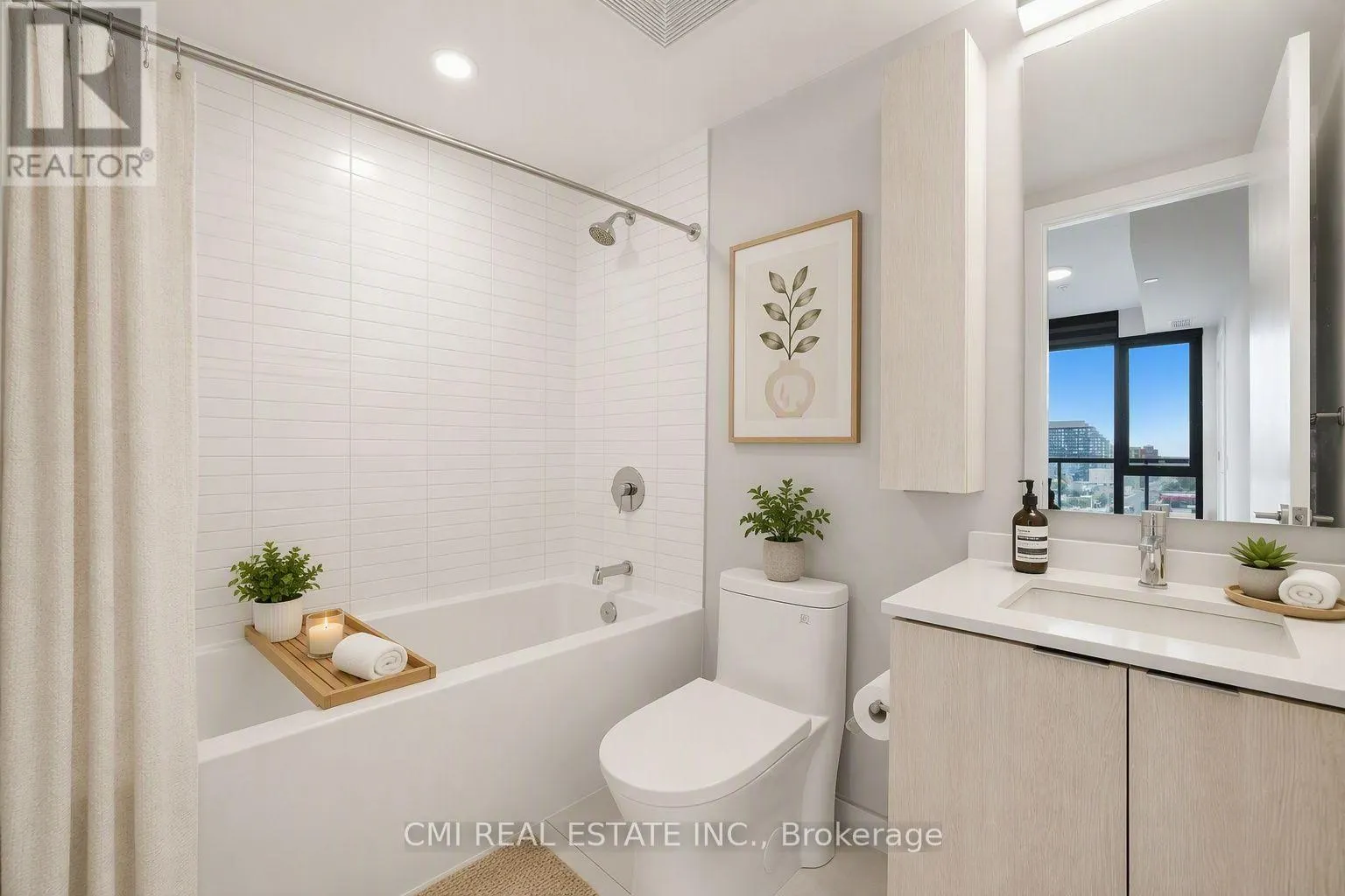 1101 - 86 DUNDAS STREET E